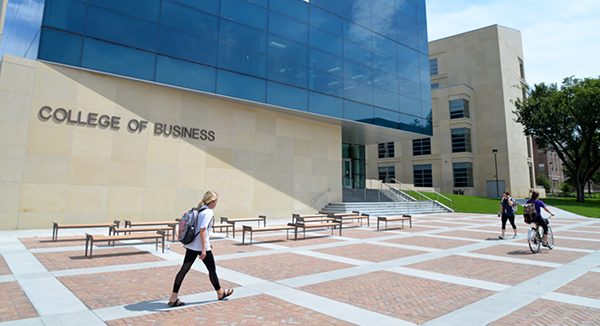 Nebraska Business Dean’s List Announced for Fall Semester