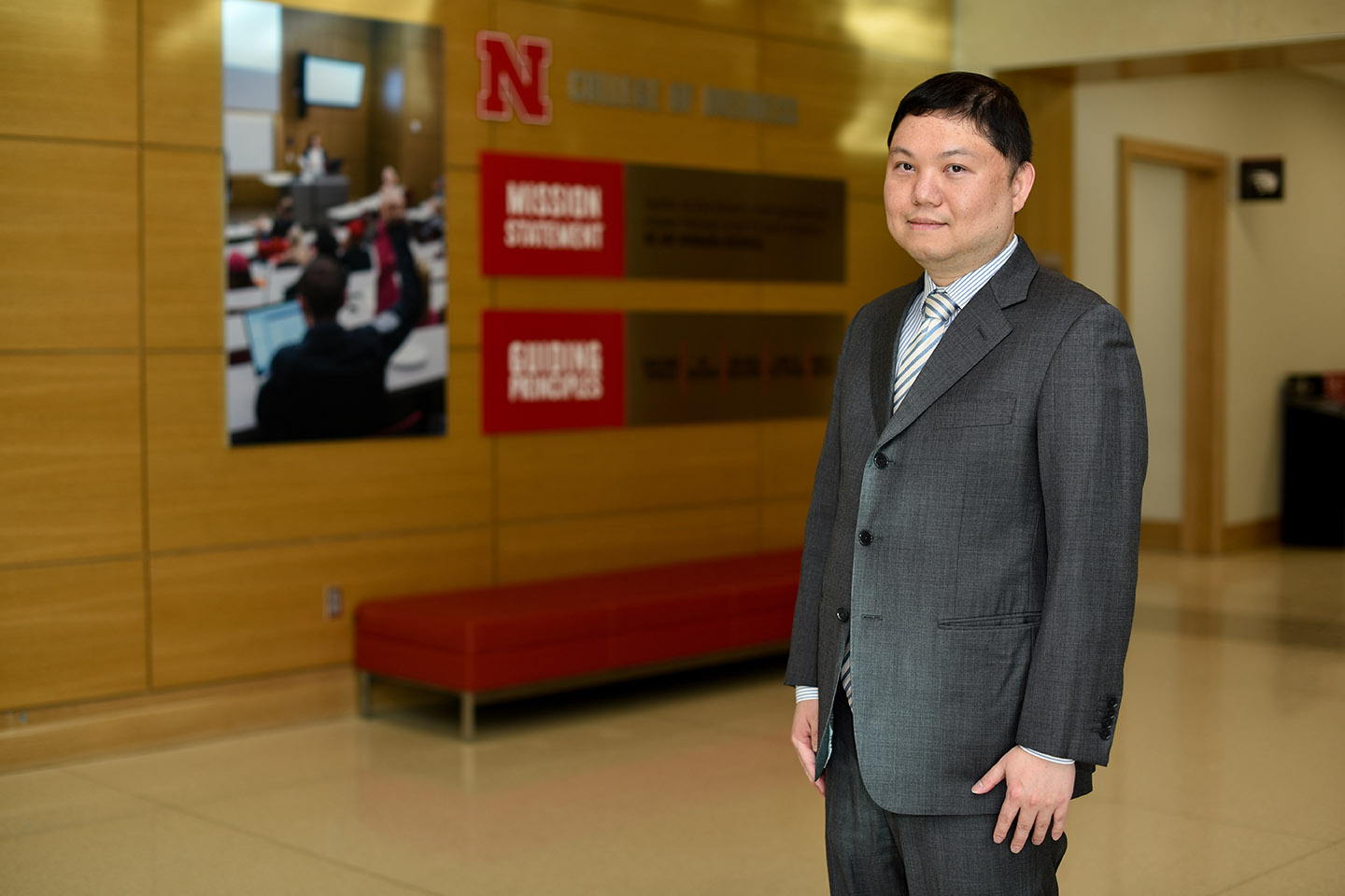 Zhu Research Examines Monetary System Supply Chain