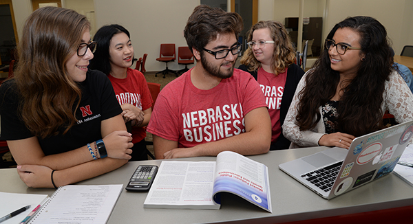 Teaching and Learning Center Opens as Resource for Business Faculty, Students
