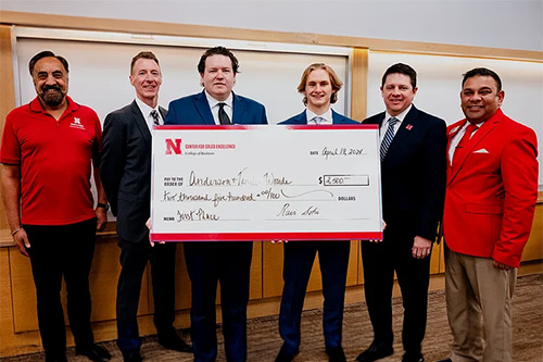 Anderson Uses Sales Training to Launch Business Idea